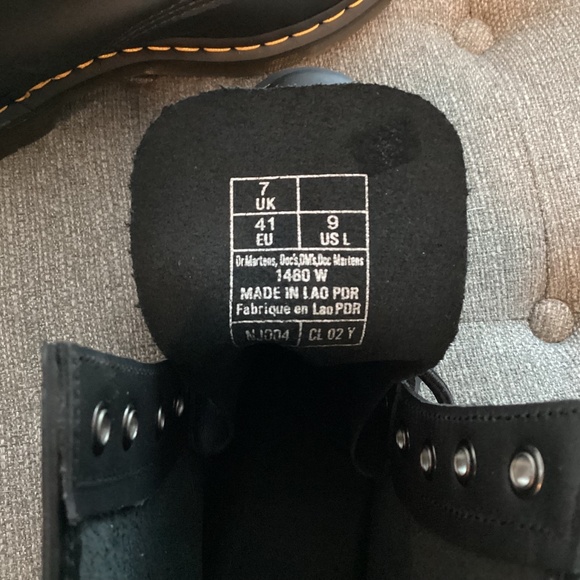 Dr. Martens 1460 Boot - Women's, size US9/EU41 - Picture 3 of 8